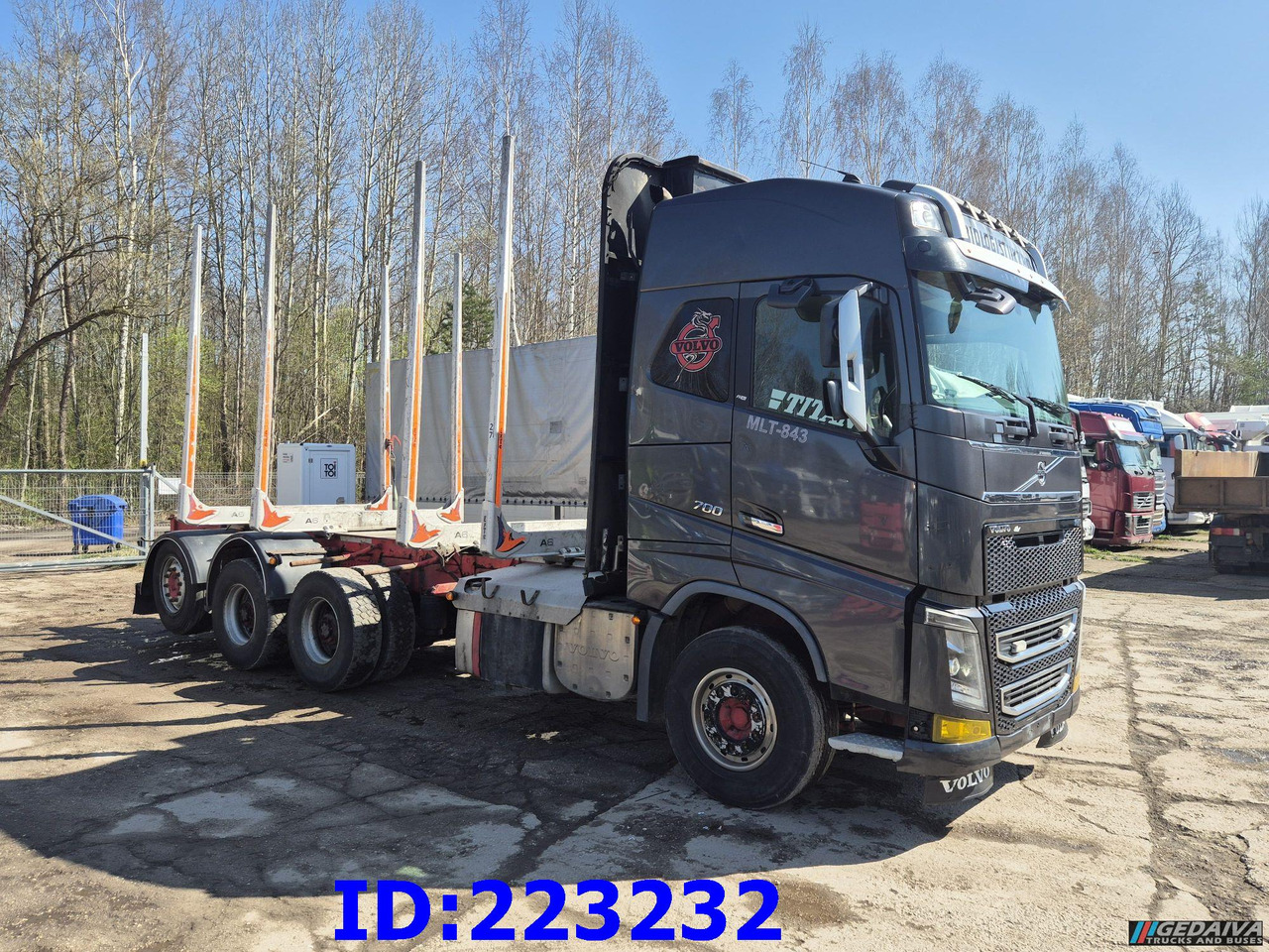 VOLVO FH16 700HP 8X4 Big Axles - Camion grumier: photos 4 VOLVO FH16 700HP 8X4 Big Axles - Camion grumier: photos 4