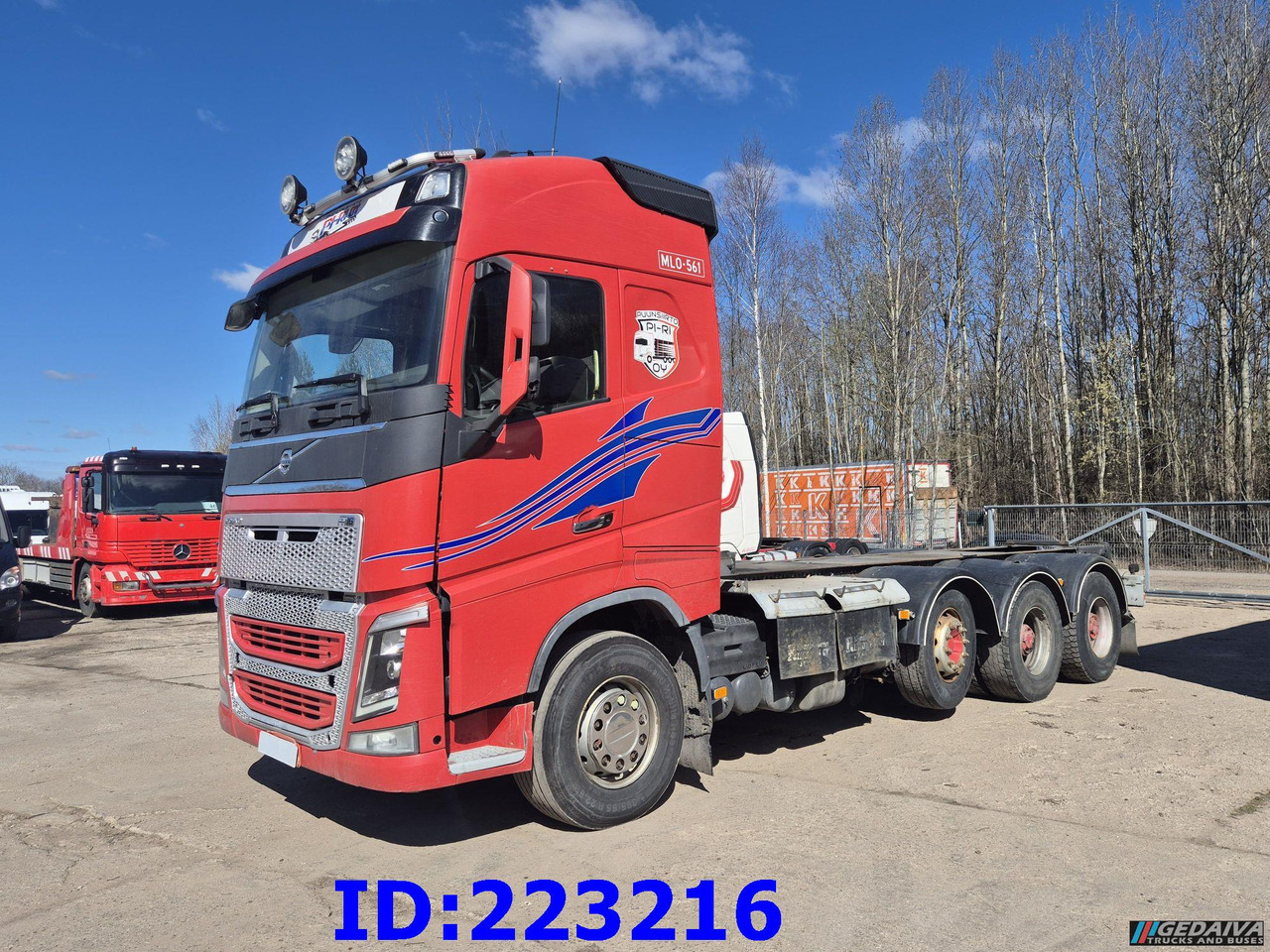 VOLVO FH16 700HP 8X4 Big axle - Châssis cabine: photos 1 VOLVO FH16 700HP 8X4 Big axle - Châssis cabine: photos 1