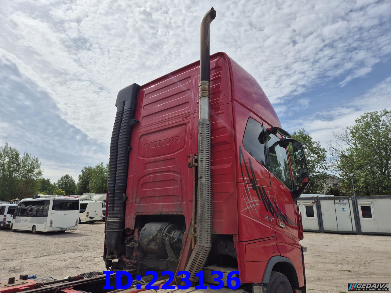 VOLVO FH16 750HP - 8x4 -Big Axles - Châssis cabine: photos 5 VOLVO FH16 750HP - 8x4 -Big Axles - Châssis cabine: photos 5