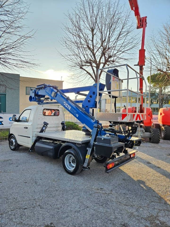 CTE ATL 15 - Camion avec nacelle: photos 3 CTE ATL 15 - Camion avec nacelle: photos 3