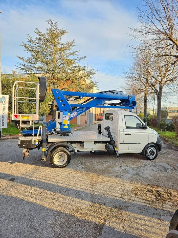 CTE ATL 15 - Camion avec nacelle: photos 5 CTE ATL 15 - Camion avec nacelle: photos 5