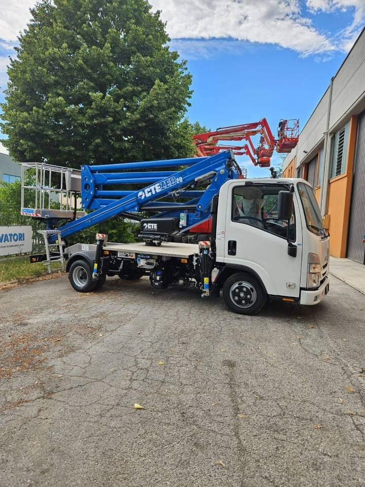 CTE ZED 20 - Camion avec nacelle: photos 2 CTE ZED 20 - Camion avec nacelle: photos 2