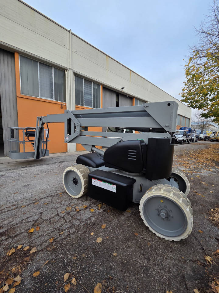 NIFTYLIFT HR 15 HDE - Nacelle articulée: photos 3 NIFTYLIFT HR 15 HDE - Nacelle articulée: photos 3