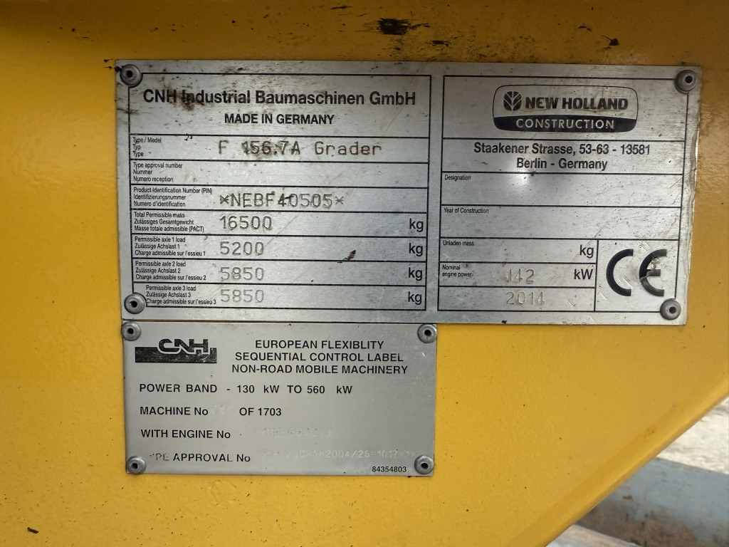 Niveleuse New Holland F 156.7A (111785): photos 9 Niveleuse New Holland F 156.7A (111785): photos 9