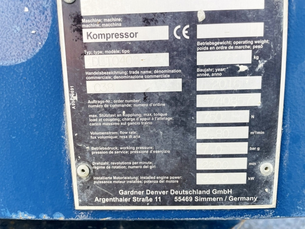 Vergleich C38 (4060) - Compresseur d'air: photos 4 Vergleich C38 (4060) - Compresseur d'air: photos 4