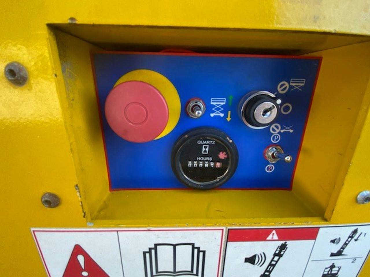 GMG 4646-ED 2.0 - Nacelle ciseaux: photos 5 GMG 4646-ED 2.0 - Nacelle ciseaux: photos 5