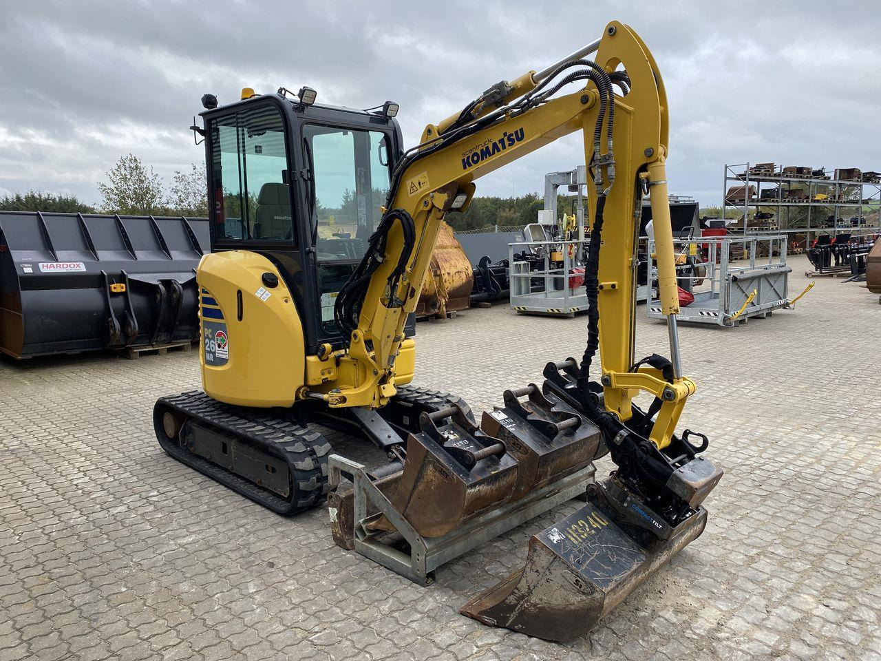 Komatsu PC26MR-3 - Mini pelle: photos 5 Komatsu PC26MR-3 - Mini pelle: photos 5