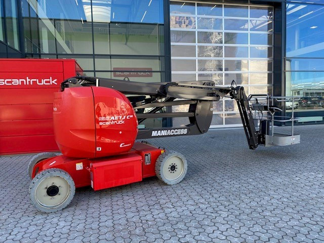 Manitou 150AETJ-C - Nacelle articulée: photos 1 Manitou 150AETJ-C - Nacelle articulée: photos 1