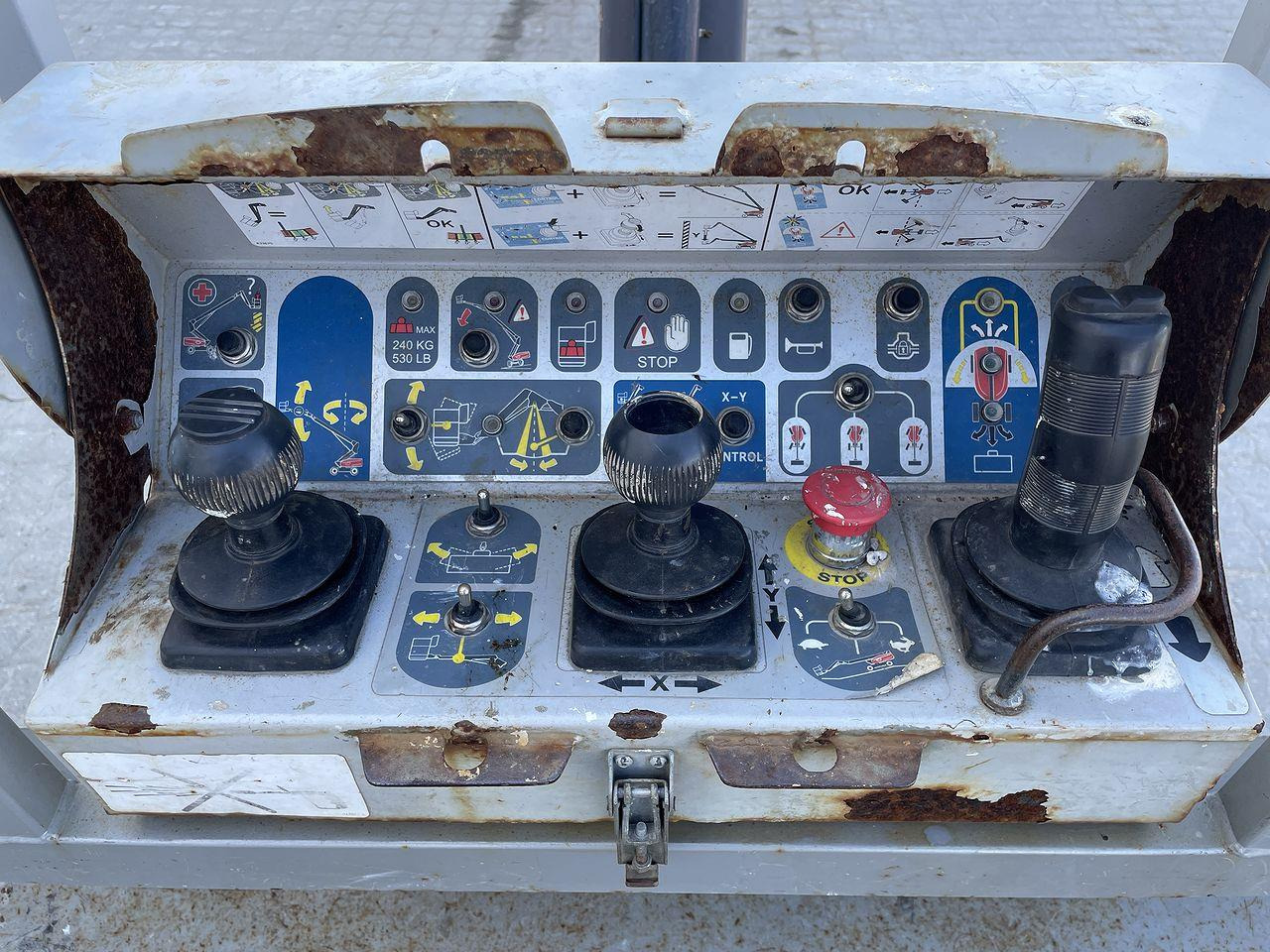 Manitou 280TJ - Nacelle télescopique: photos 3 Manitou 280TJ - Nacelle télescopique: photos 3