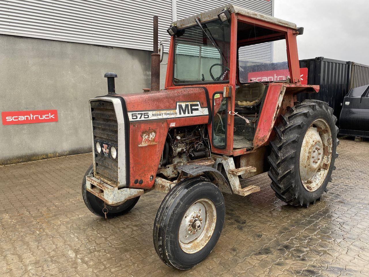 Massey Fergusson 575 - Tracteur agricole: photos 1 Massey Fergusson 575 - Tracteur agricole: photos 1