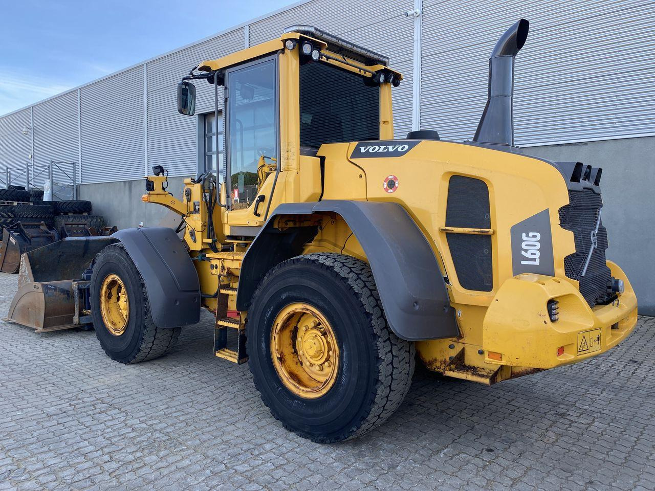 Volvo L60G - Chargeuse sur pneus: photos 2 Volvo L60G - Chargeuse sur pneus: photos 2