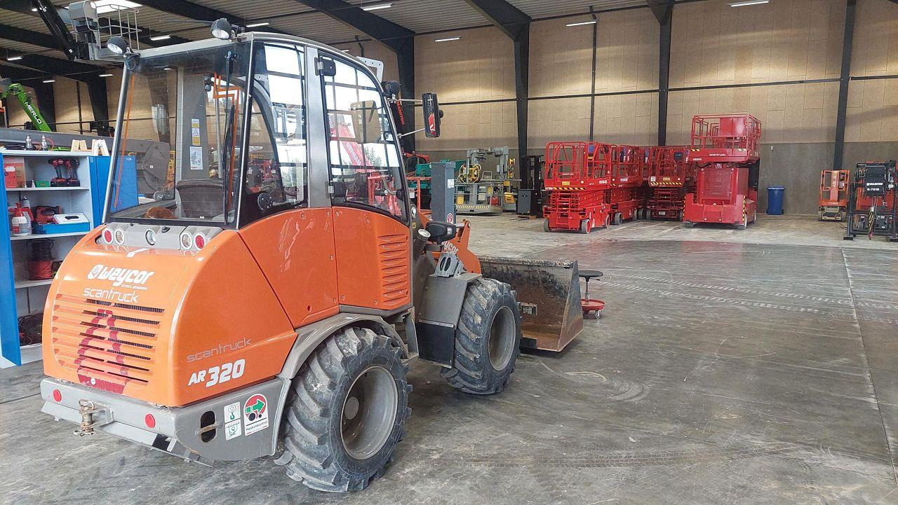 Weycor AR320 Cab - Valet de ferme: photos 4 Weycor AR320 Cab - Valet de ferme: photos 4