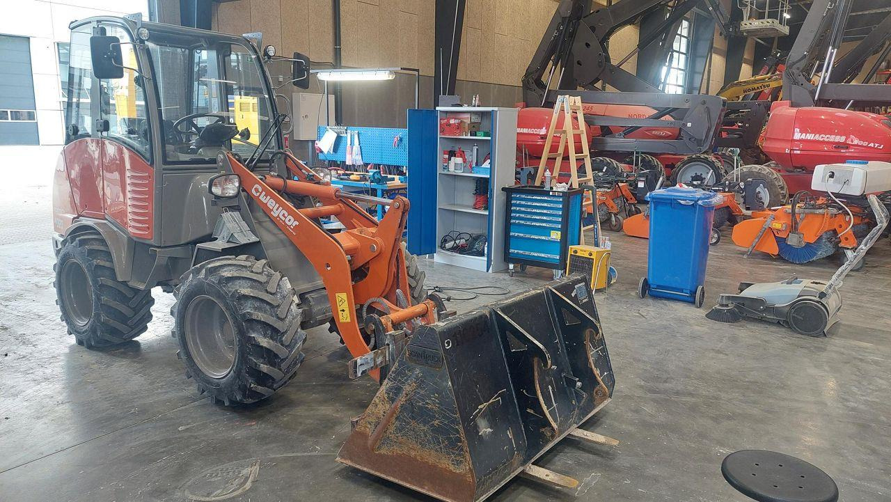 Weycor AR320 Cab - Valet de ferme: photos 5 Weycor AR320 Cab - Valet de ferme: photos 5