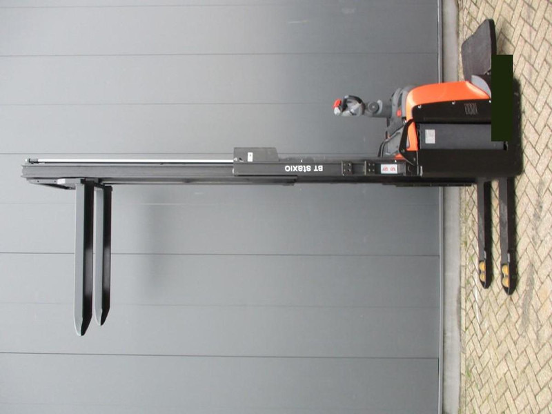 Toyota SPE120 - Transpalette: photos 5 Toyota SPE120 - Transpalette: photos 5