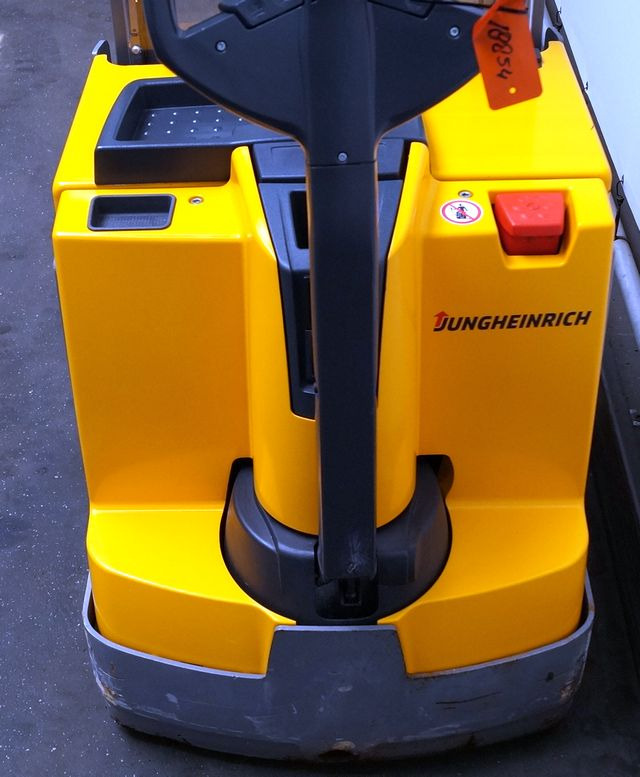 Jungheinrich EJD220 - Gerbeur: photos 3 Jungheinrich EJD220 - Gerbeur: photos 3