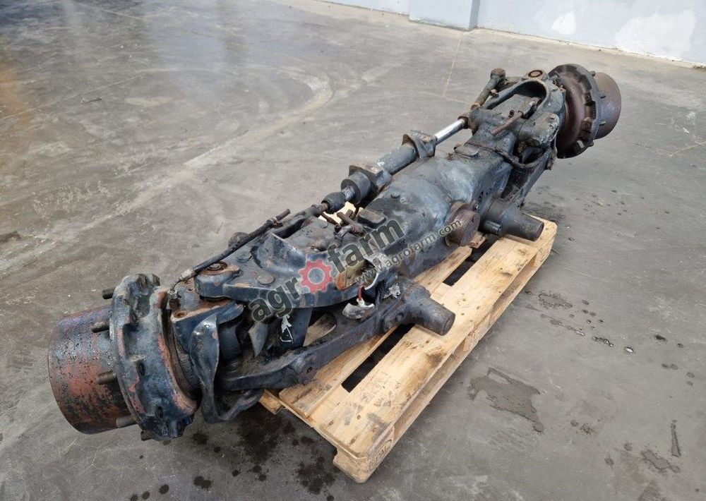 Przedni most Carraro 20.29 SI New Holland TVT 190 - Transmission: photos 1 Przedni most Carraro 20.29 SI New Holland TVT 190 - Transmission: photos 1