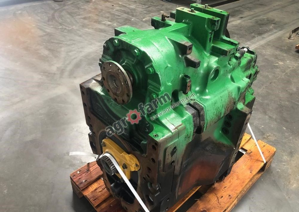 SKRZYNIA BIEGÓW JOHN DEERE 8360R RE301738 - Boîte de vitesse: photos 4 SKRZYNIA BIEGÓW JOHN DEERE 8360R RE301738 - Boîte de vitesse: photos 4
