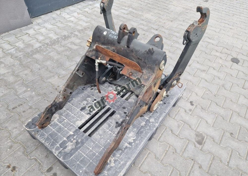 TUZ, przedni podnośnik, Renaulc Claas Celtis 446 - Attache rapide pour Tracteur agricole: photos 4 TUZ, przedni podnośnik, Renaulc Claas Celtis 446 - Attache rapide pour Tracteur agricole: photos 4