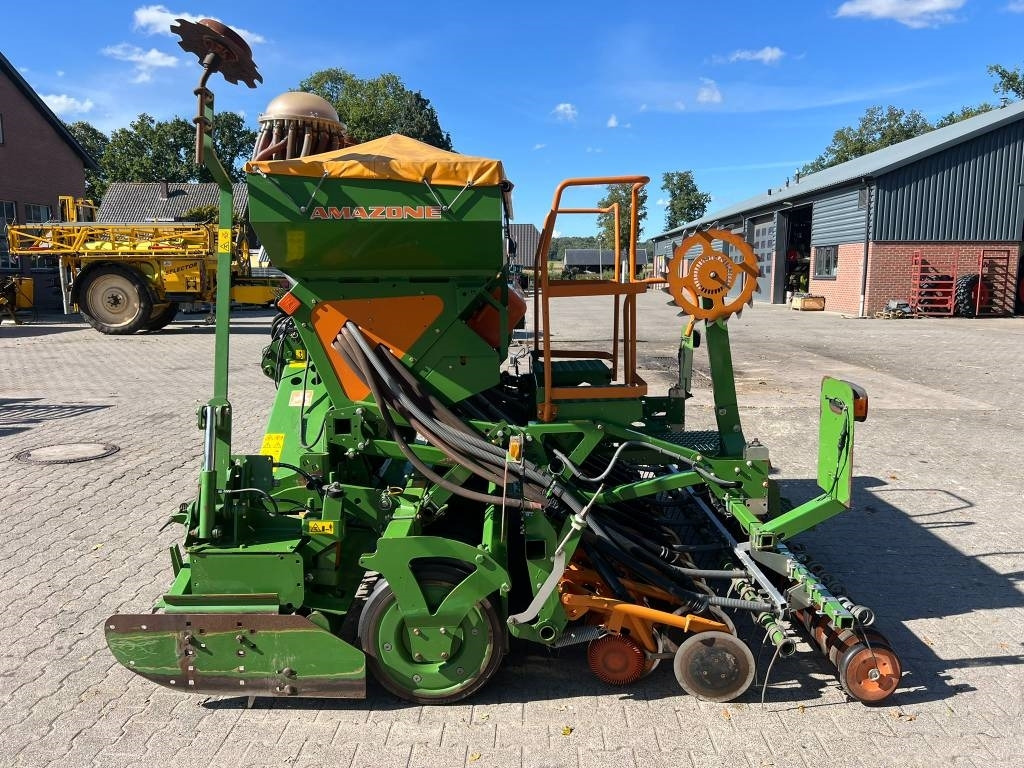 Amazone AD-P 303 Special  - Combiné de semis: photos 2 Amazone AD-P 303 Special  - Combiné de semis: photos 2