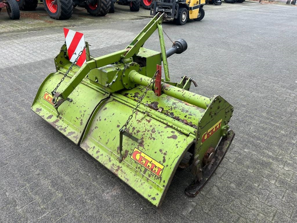 Celli Frees - Outils du sol: photos 3 Celli Frees - Outils du sol: photos 3