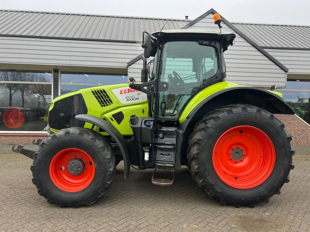 Claas Axion 800 Cis - Tracteur agricole: photos 2 Claas Axion 800 Cis - Tracteur agricole: photos 2
