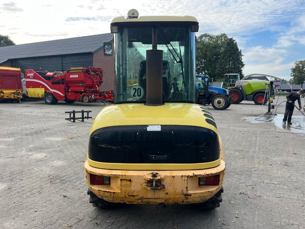 Volvo L 30 B  - Chargeuse sur pneus: photos 5 Volvo L 30 B  - Chargeuse sur pneus: photos 5