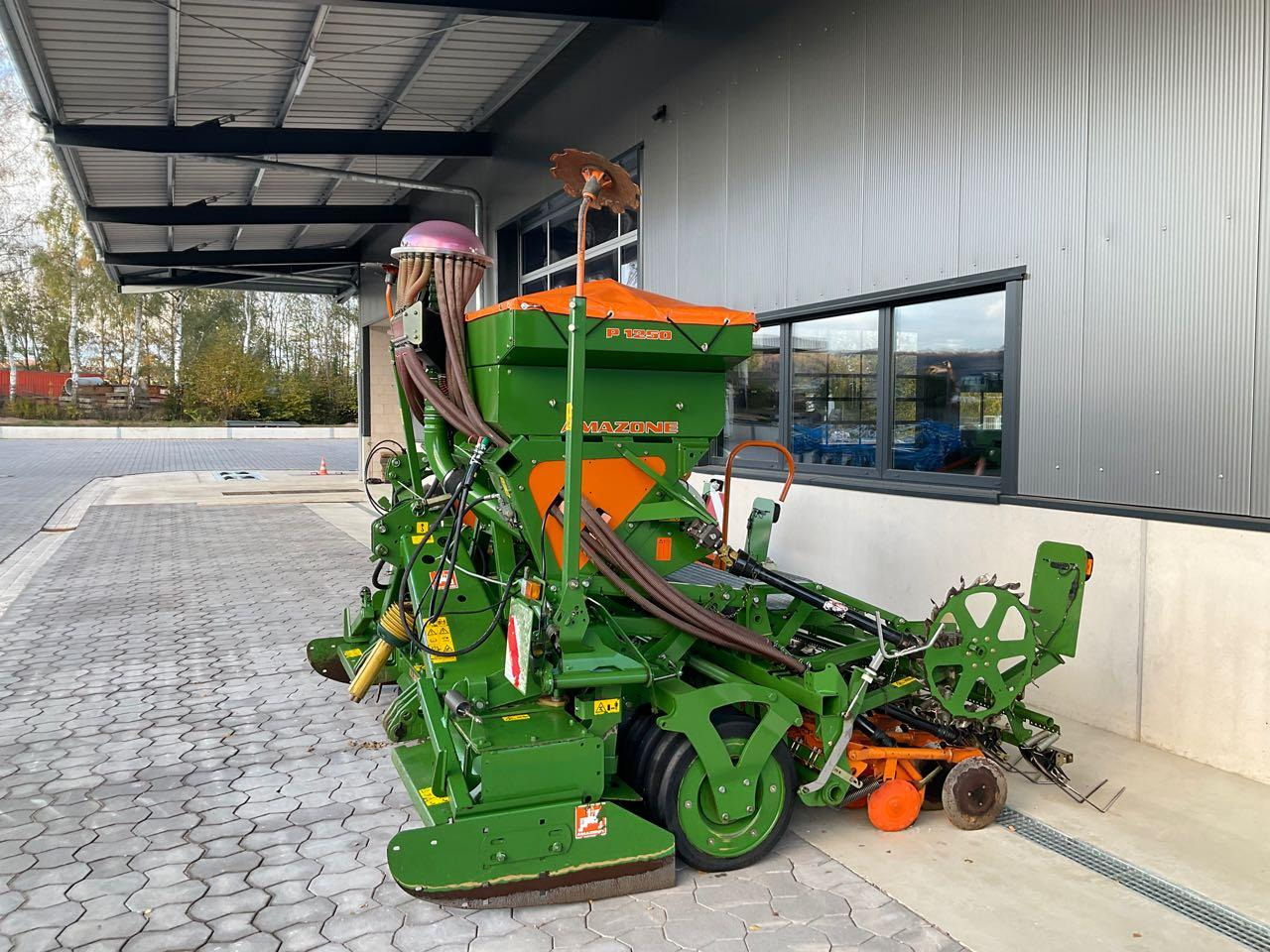 Amazone ADP 303 Spezial, KX 3000 - Combiné de semis: photos 2 Amazone ADP 303 Spezial, KX 3000 - Combiné de semis: photos 2