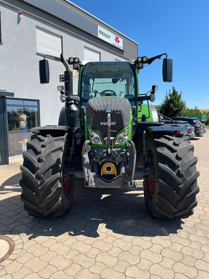 Fendt 724 Vario S4 - Tracteur agricole: photos 3 Fendt 724 Vario S4 - Tracteur agricole: photos 3