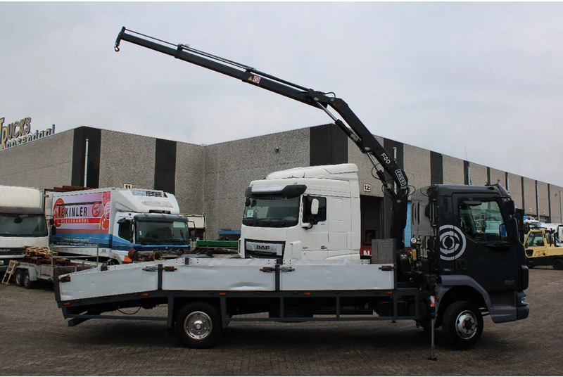 DAF LF 45.180 + FASSI F50 + 7.5T - Camion grue: photos 5 DAF LF 45.180 + FASSI F50 + 7.5T - Camion grue: photos 5
