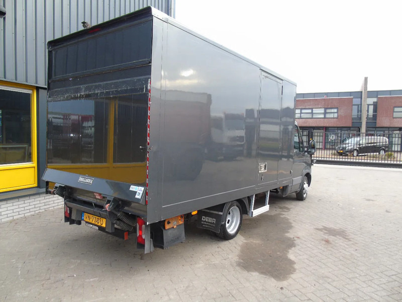Iveco Daily 35C13 + LIFT + EURO 5 - Fourgon grand volume: photos 3 Iveco Daily 35C13 + LIFT + EURO 5 - Fourgon grand volume: photos 3