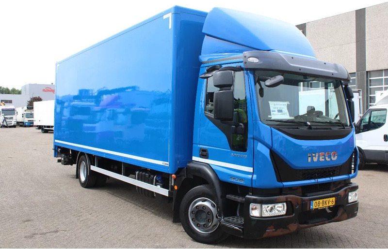 Iveco Eurocargo 120E21 + LIFT + EURO 6 + 2 PIECES IN STOCK - Camion fourgon: photos 2 Iveco Eurocargo 120E21 + LIFT + EURO 6 + 2 PIECES IN STOCK - Camion fourgon: photos 2