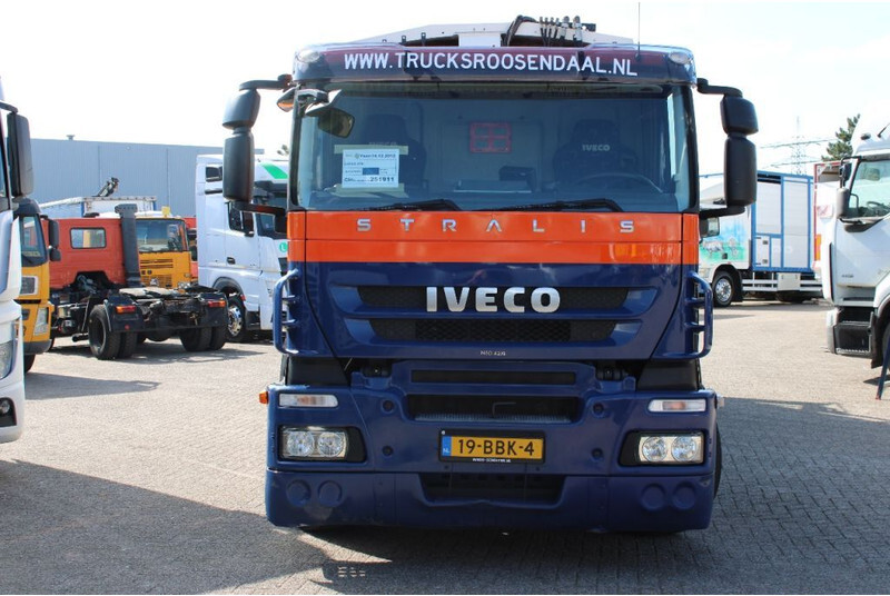 Iveco Stralis 270 CNG + GARBAGE + EURO 5 + 6X2 + RETARDER - Benne à ordures ménagères: photos 3 Iveco Stralis 270 CNG + GARBAGE + EURO 5 + 6X2 + RETARDER - Benne à ordures ménagères: photos 3