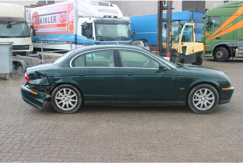 Jaguar S-TYPE 3.0 V6 EXECUTIVE +EURO 3 - Berline: photos 4 Jaguar S-TYPE 3.0 V6 EXECUTIVE +EURO 3 - Berline: photos 4