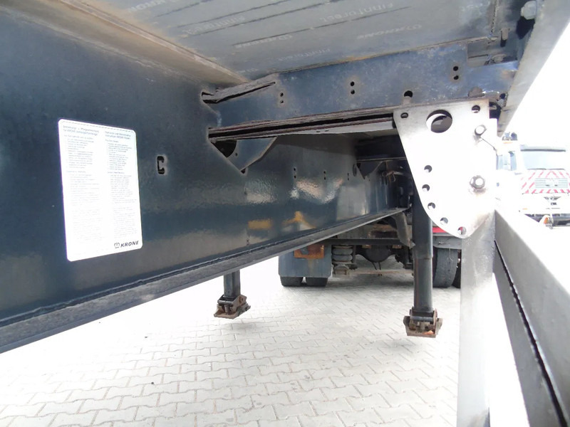 Krone 3xAXLE SAF - Semi-remorque fourgon: photos 5 Krone 3xAXLE SAF - Semi-remorque fourgon: photos 5