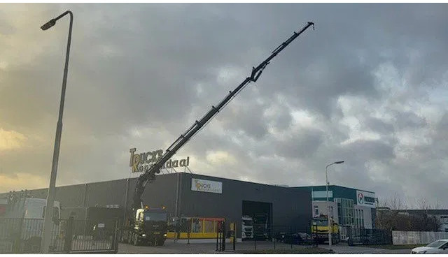 MAN TGA 41.430 + HIAB 800 6x + 5x JIB WINCH + 8X4 + REMOTE - Camion grue: photos 3 MAN TGA 41.430 + HIAB 800 6x + 5x JIB WINCH + 8X4 + REMOTE - Camion grue: photos 3