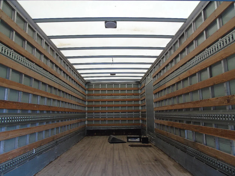 MAN TGL 12.250 + EURO 5 + LIFT - Camion fourgon: photos 3 MAN TGL 12.250 + EURO 5 + LIFT - Camion fourgon: photos 3