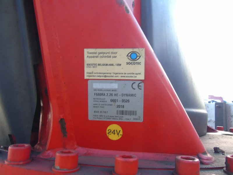 Mercedes-Benz Arocs 3251 + FASSI 660RA .26.HE 6x Extensions + 4x JIB + 8x4 + remote - Camion grue: photos 5 Mercedes-Benz Arocs 3251 + FASSI 660RA .26.HE 6x Extensions + 4x JIB + 8x4 + remote - Camion grue: photos 5