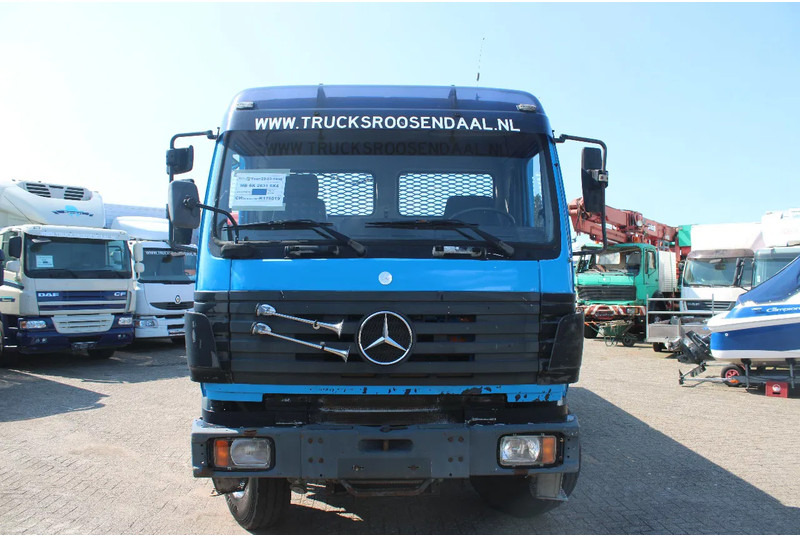 Mercedes-Benz SK 2631 big springs! + EURO 2 + 6X4 + manual/EPS/SPRING/SPRING - Camion plateau: photos 2 Mercedes-Benz SK 2631 big springs! + EURO 2 + 6X4 + manual/EPS/SPRING/SPRING - Camion plateau: photos 2