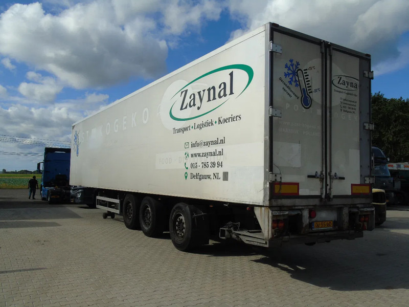 Pacton 3x SAF + carrier vector 1800 + lift - Semi-remorque frigorifique: photos 3 Pacton 3x SAF + carrier vector 1800 + lift - Semi-remorque frigorifique: photos 3