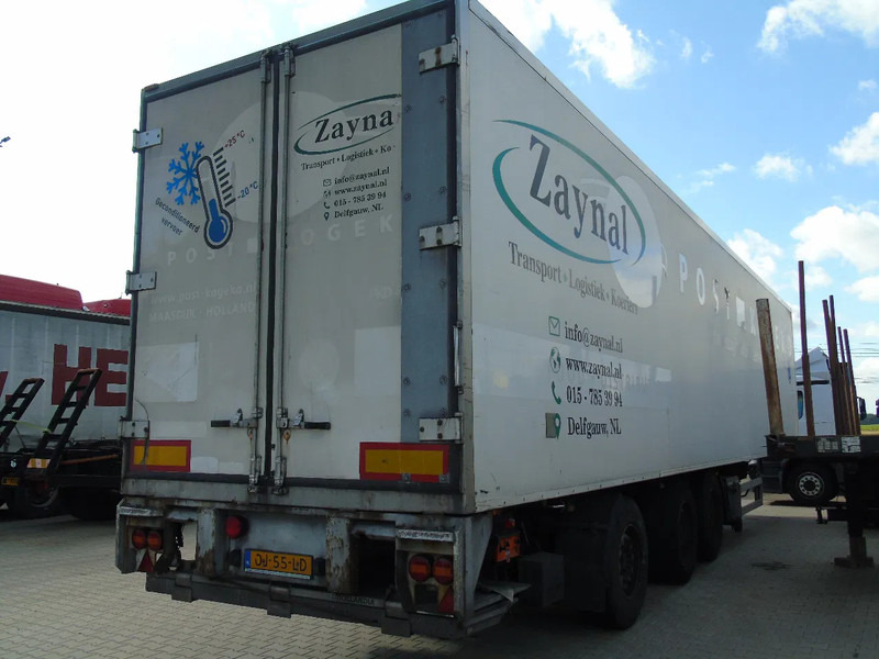 Pacton 3x SAF + carrier vector 1800 + lift - Semi-remorque frigorifique: photos 4 Pacton 3x SAF + carrier vector 1800 + lift - Semi-remorque frigorifique: photos 4