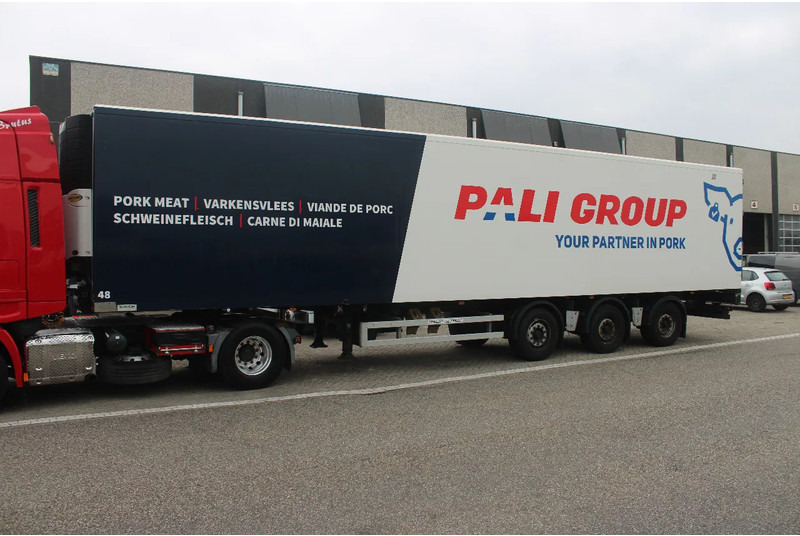 Renders MEAT + 3x BPW + CARRIER - Semi-remorque frigorifique: photos 2 Renders MEAT + 3x BPW + CARRIER - Semi-remorque frigorifique: photos 2