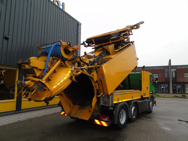 Scania P 360 + COMBI VACUUM WIEDEMANN + 6X4 - Camion vidangeur: photos 5 Scania P 360 + COMBI VACUUM WIEDEMANN + 6X4 - Camion vidangeur: photos 5