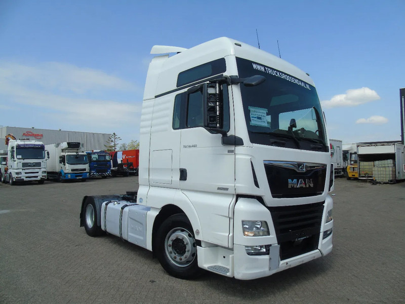 MAN TGX 18.460 + EURO 6 + RETARDER + 5X IN STOCK - Tracteur routier: photos 2 MAN TGX 18.460 + EURO 6 + RETARDER + 5X IN STOCK - Tracteur routier: photos 2