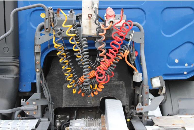 Tracteur routier Renault Premium 380DXI + 2 PIECES: photos 11