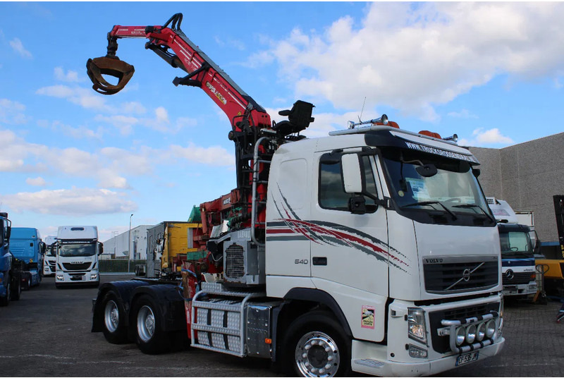 Volvo FH 16.540 + 6x4 EURO 5 + palfinger epsilon 30t/m + MANUAL - Tracteur routier: photos 3 Volvo FH 16.540 + 6x4 EURO 5 + palfinger epsilon 30t/m + MANUAL - Tracteur routier: photos 3