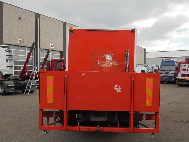 Camion plateau Volvo FL 220 + Manual + HMF 150 crane: photos 8
