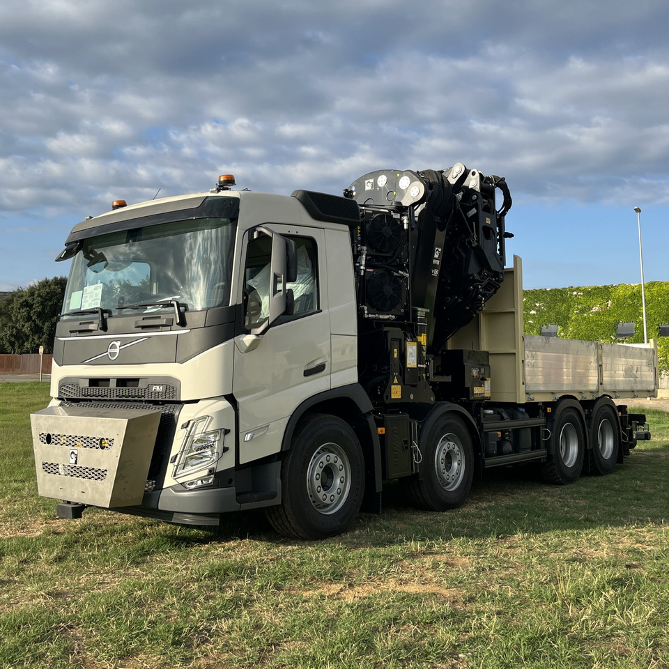 Volvo FM84RF3A - Camion plateau, Camion grue: photos 1 Volvo FM84RF3A - Camion plateau, Camion grue: photos 1