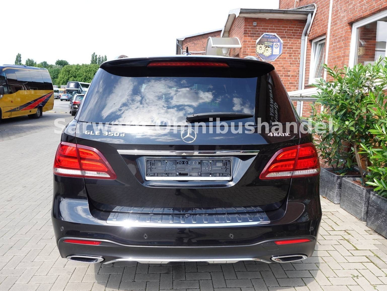 Mercedes-Benz GLE 350 d 4Matic *AMG-Line*AHK*Pano*H&K*Navi* - SUV: photos 4 Mercedes-Benz GLE 350 d 4Matic *AMG-Line*AHK*Pano*H&K*Navi* - SUV: photos 4