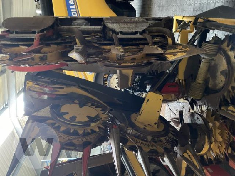 New Holland 490 FIE - Cueilleur de maïs: photos 3 New Holland 490 FIE - Cueilleur de maïs: photos 3