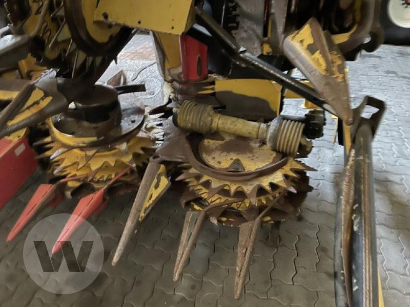 New Holland 490 FIE - Cueilleur de maïs: photos 2 New Holland 490 FIE - Cueilleur de maïs: photos 2